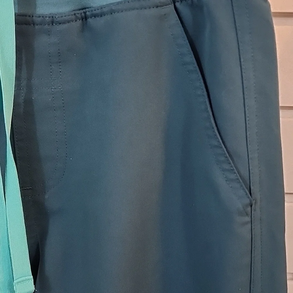 Figs Men's Technical‎ Collection Cargo Scrubs Pants XS (2 Pair For One Price)
